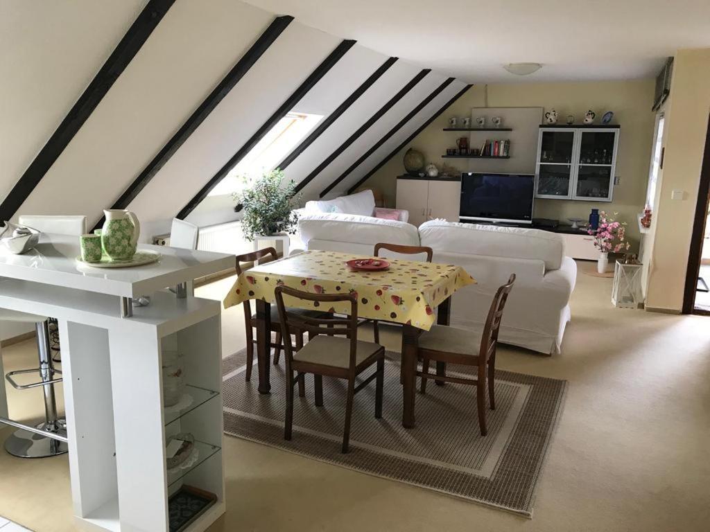 Ferienwohnung Krause Oben Steinthaleben Exterior foto